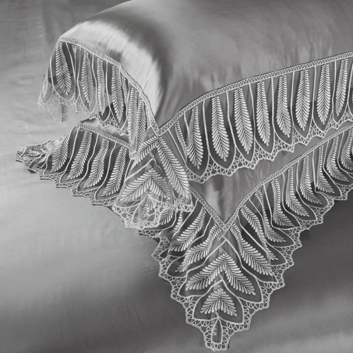 The Do's and Don'ts of Caring for Your Silk Pillowcases: Dryer Safe?